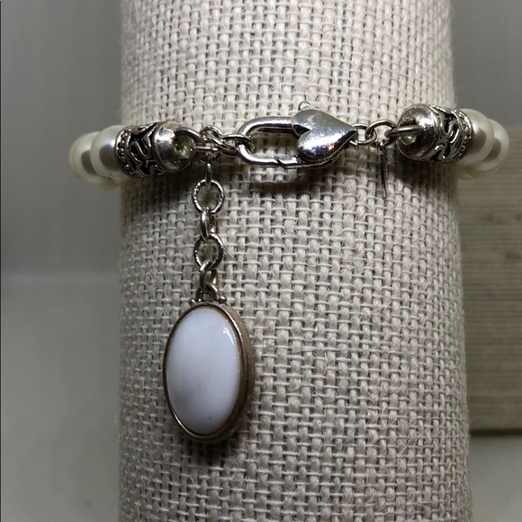Pearl Bracelet - Picture 2 of 6